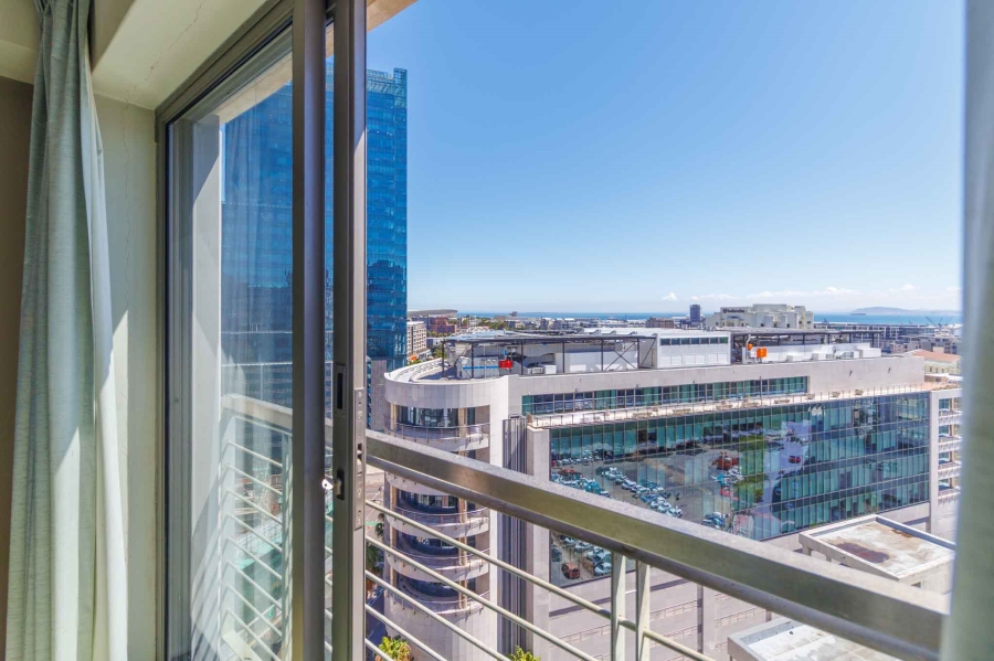 2 Bedroom Property for Sale in Foreshore Western Cape